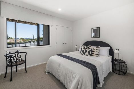 Photo of property in 9 Awanui Street, Hilltop, Taupo, 3330