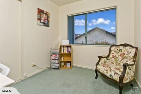 Photo of property in 16 Bluebird Crescent, Unsworth Heights, Auckland, 0632