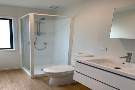 Photo of property in 5/4 Harry Ward Place, Henderson, Auckland, 0610