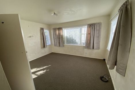 Photo of property in 158f1 Newlands Road, Newlands, Wellington, 6037