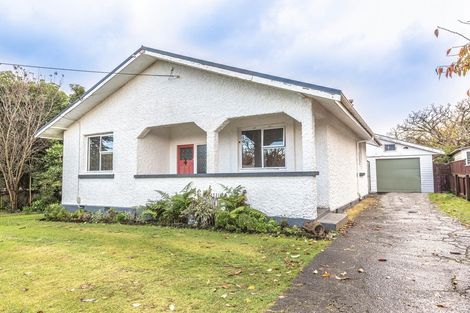 Photo of property in 12 Stewart Street, Aramoho, Whanganui, 4500