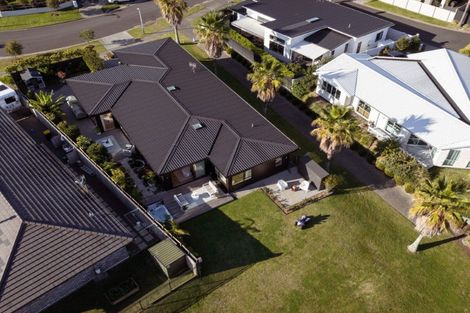Photo of property in 33 Montia Close, Papamoa Beach, Papamoa, 3118