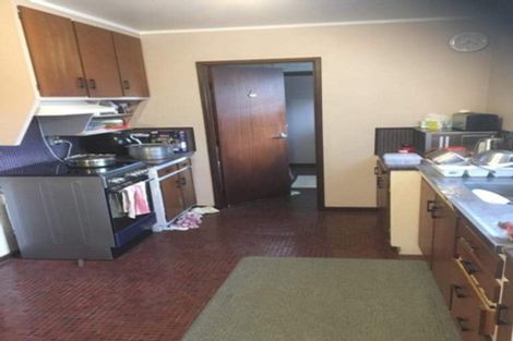 Photo of property in 1/24 Karaka Street, New Lynn, Auckland, 0600