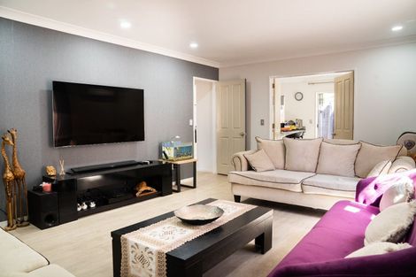 Photo of property in 38 Vireya Court, Goodwood Heights, Auckland, 2105
