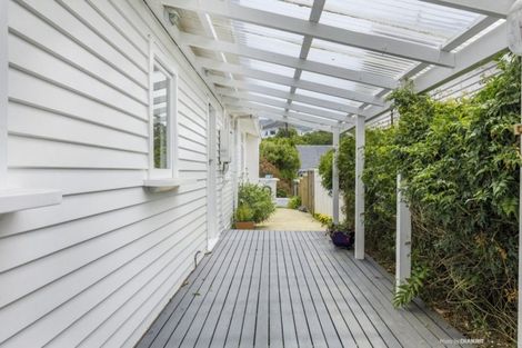 Photo of property in 20 Raumati Terrace, Khandallah, Wellington, 6035