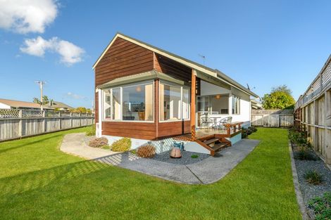 Photo of property in 15a Sinclair Street, Greerton, Tauranga, 3112