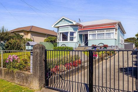 Photo of property in 3 Victoria Street, Hawera, 4610