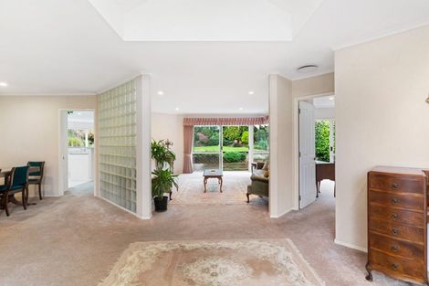 Photo of property in 19 Bronte Place, Somerville, Auckland, 2014