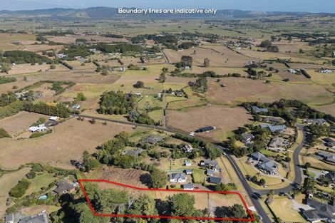 Photo of property in 10 Hull Road, Waiuku, 2123