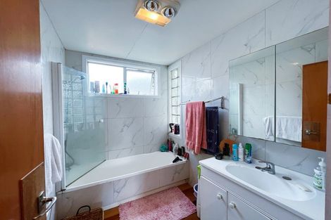 Photo of property in 49 Rosier Road, Glen Eden, Auckland, 0602