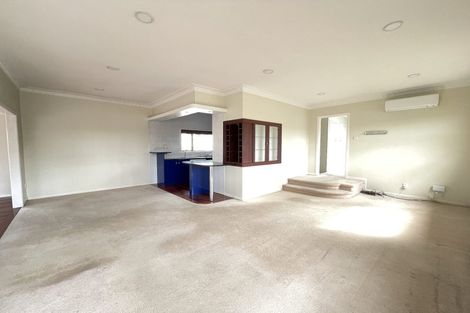 Photo of property in 15 Lake Road, Northcote, Auckland, 0627