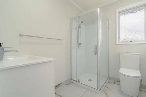 Photo of property in 15 Burndale Terrace, Manurewa, Auckland, 2102