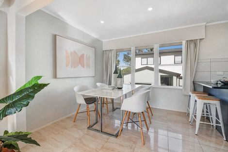 Photo of property in 3 Gladys Avenue, Glenfield, Auckland, 0629