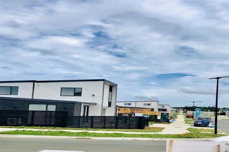 Photo of property in 11 Hoiho Road, Pukekohe, 2120