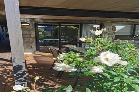 Photo of property in 63 Savage Crescent, West End, Palmerston North, 4412