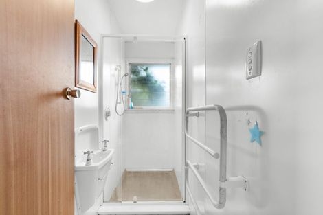 Photo of property in 8 Kirkdale Place, Avonhead, Christchurch, 8042