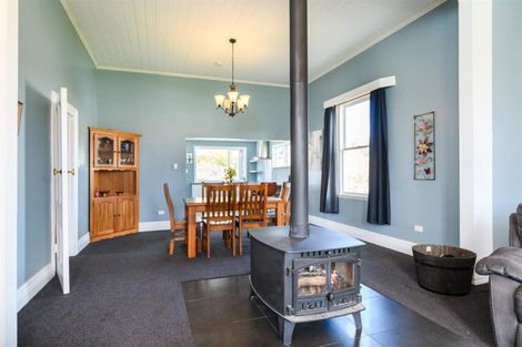 Photo of property in 8 Ngareta Street, Marton, 4710