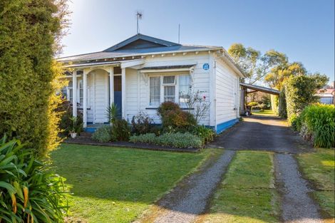Photo of property in 19 Atkinson Street, Woodville, 4920