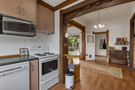 Photo of property in 15 Portia Street, Stratford, 4332