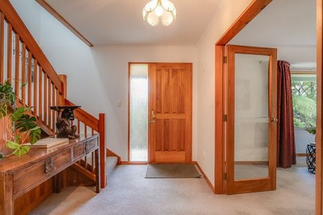 Photo of property in 5 Thatcher Crescent, Crofton Downs, Wellington, 6035