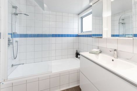 Photo of property in 1/35 Wiggins Street, Sumner, Christchurch, 8081