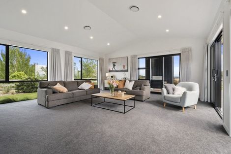 Photo of property in 6 Dickins Lane, Aokautere, Palmerston North, 4471