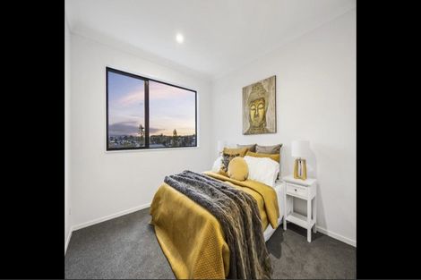 Photo of property in 118b Kervil Avenue, Te Atatu Peninsula, Auckland, 0610