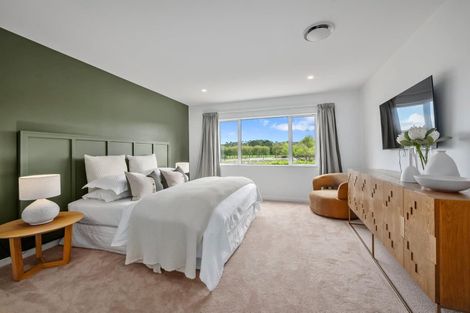 Photo of property in 1777 State Highway 16, Helensville, 0875