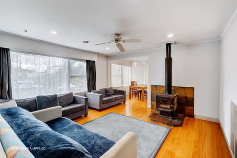 Photo of property in 5 Rainbow Place, Wattle Downs, Auckland, 2103