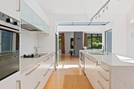 Photo of property in 105 Gladstone Road, Dalmore, Dunedin, 9010