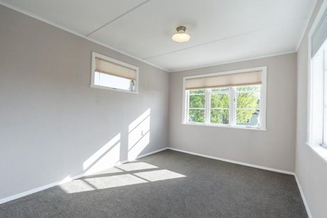Photo of property in 5 Ngarimu Street, Roslyn, Palmerston North, 4414