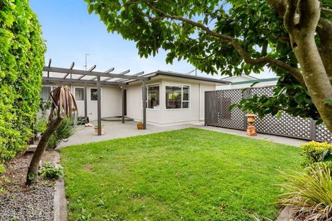 Photo of property in 1 Balmoral Street, Taradale, Napier, 4112