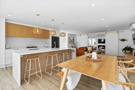 Photo of property in 3 Matai Grove, Greytown, 5712