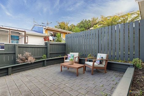 Photo of property in 10f3 Tuapapa Street, Johnsonville, Wellington, 6037