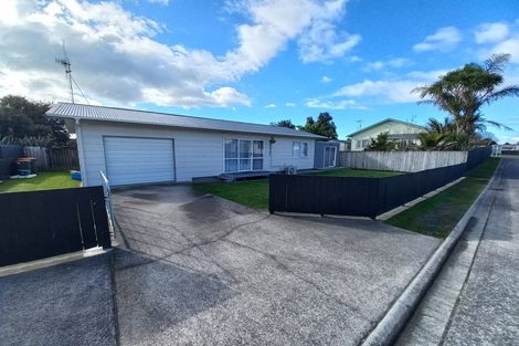 Photo of property in 16f Harris Street, Te Puke, 3119