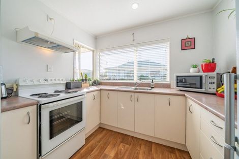 Photo of property in Kowhai Court, 33/17 John Street, Trentham, Upper Hutt, 5018