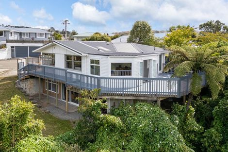 Photo of property in 36 Lynda Avenue, Paparangi, Wellington, 6037