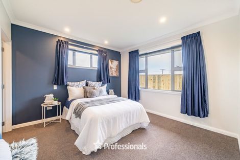 Photo of property in 3-9 Seddon Street, Waikanae, 5036