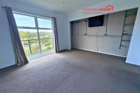 Photo of property in 145 Ruskin Road, Newlands, Wellington, 6037