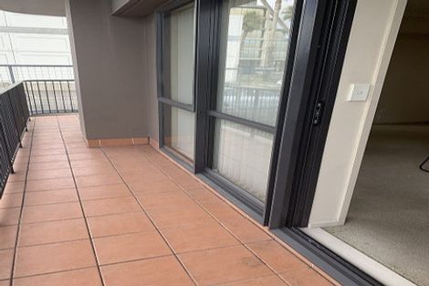 Photo of property in 2k/18 Ronwood Avenue, Manukau, Auckland, 2104