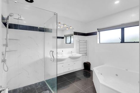 Photo of property in 11 Discovery Drive, Flagstaff, Hamilton, 3210