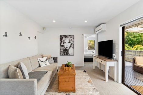 Photo of property in 2/88 Lauderdale Road, Birkdale, Auckland, 0626