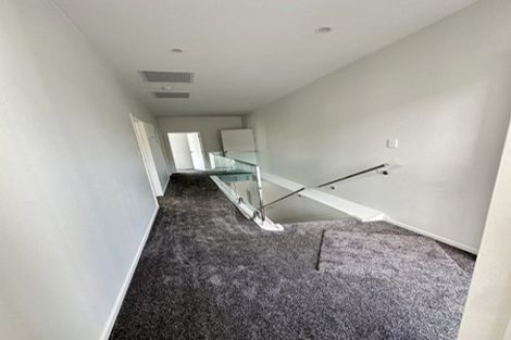 Photo of property in 24 Waihou Crescent, Albany Heights, Auckland, 0632