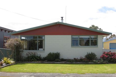 Photo of property in 163 Peel Street, Westport, 7825