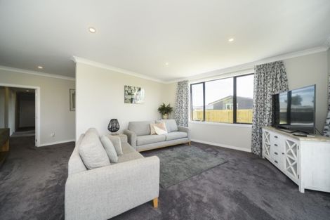 Photo of property in 6 George Street, Bulls, 4818