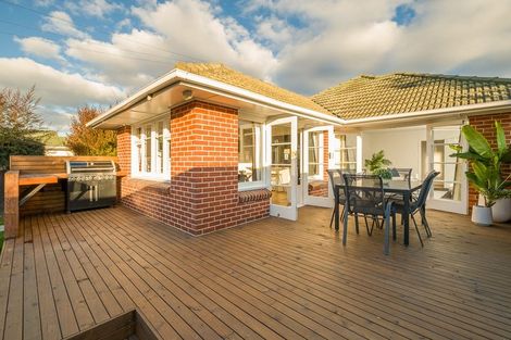 Photo of property in 12 Bainton Street, Bishopdale, Christchurch, 8053