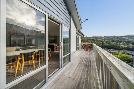 Photo of property in 6 Bluejacket Place, Whitby, Porirua, 5024