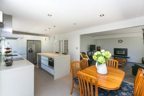 Photo of property in 1/1 Richmond Street, Fitzroy, New Plymouth, 4312