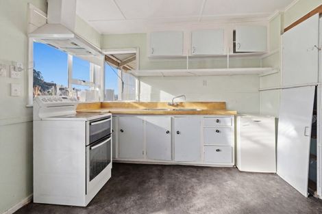 Photo of property in 398 South Road, Caversham, Dunedin, 9012