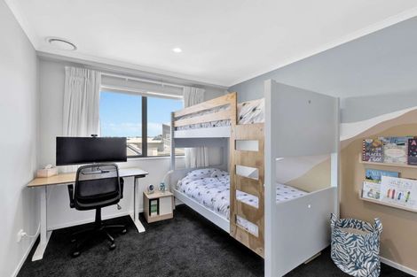 Photo of property in 16 Tippet Crescent, Wigram, Christchurch, 8025